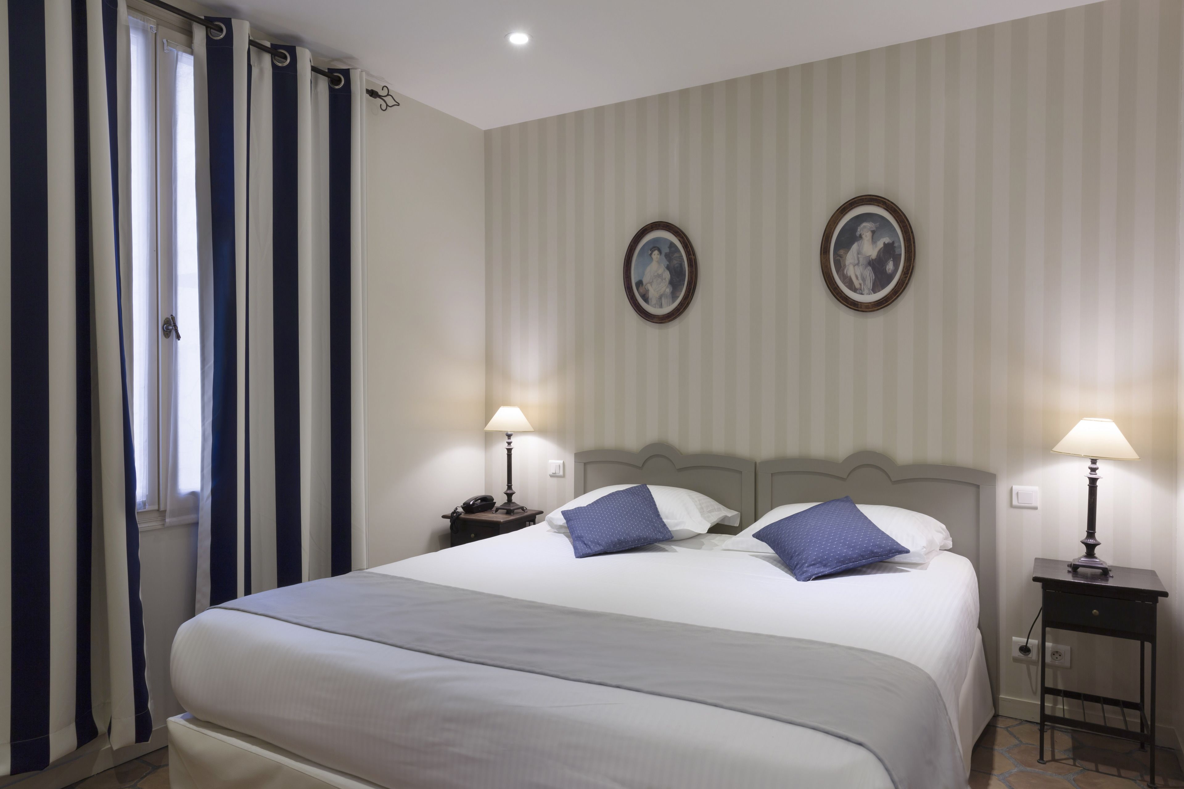 standard room | premium bedding, in-room safe, desk, blackout curtains