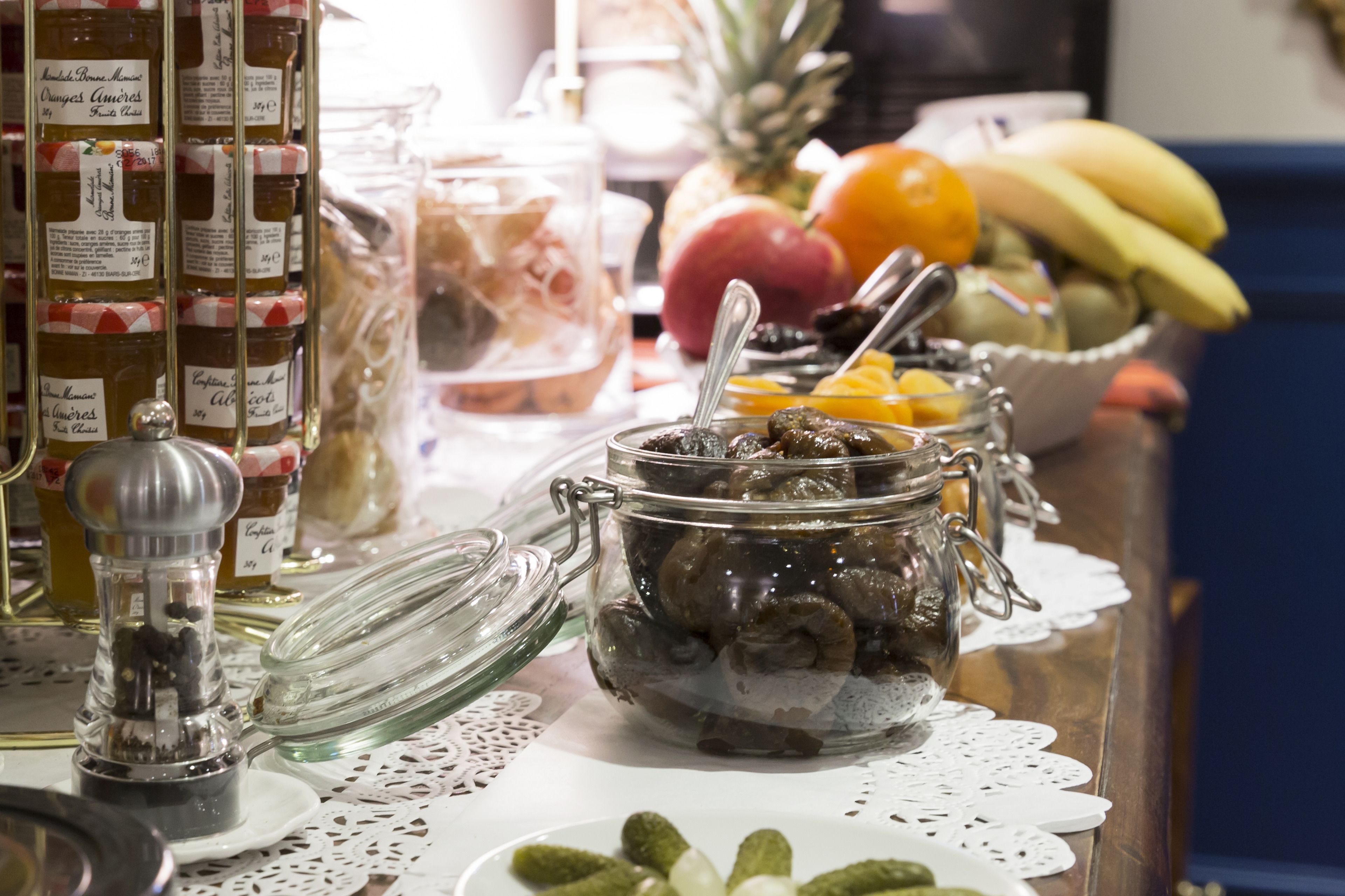 daily buffet breakfast (eur 12 per person)