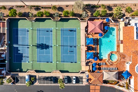 Scottsdale Camelback Resort - Image 25
