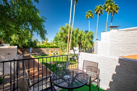 Scottsdale Camelback Resort - Image 1