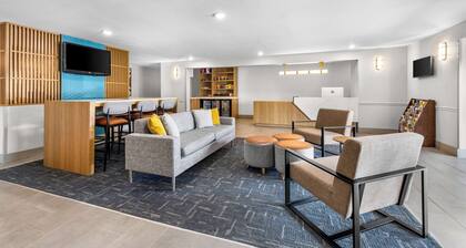 Best Western Acadia Hotel