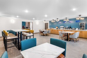 Déjeuner continental gratuit tous les jours