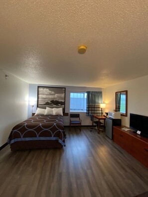 Studio Suite, Multiple Beds, Non Smoking | Desk, iron/ironing board, free cots/infant beds, free WiFi