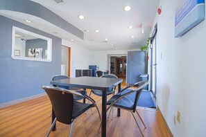 Lobby - Studio Inn Extended Stay Oklahoma City Airport by OYO (Oklahoma City)