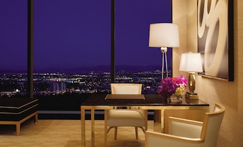 Hotel room view looking out at Wynn Las Vegas