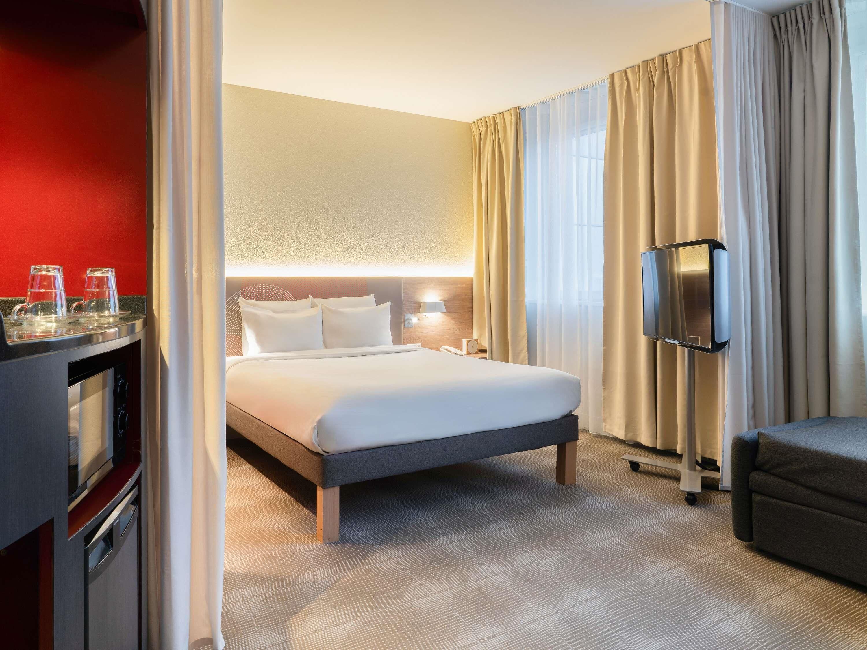 高級套房 | 1 間睡房、高級寢具、迷你吧、房內夾萬