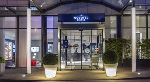 Exterior - Novotel Suites Geneve Aeroport (Vernier)