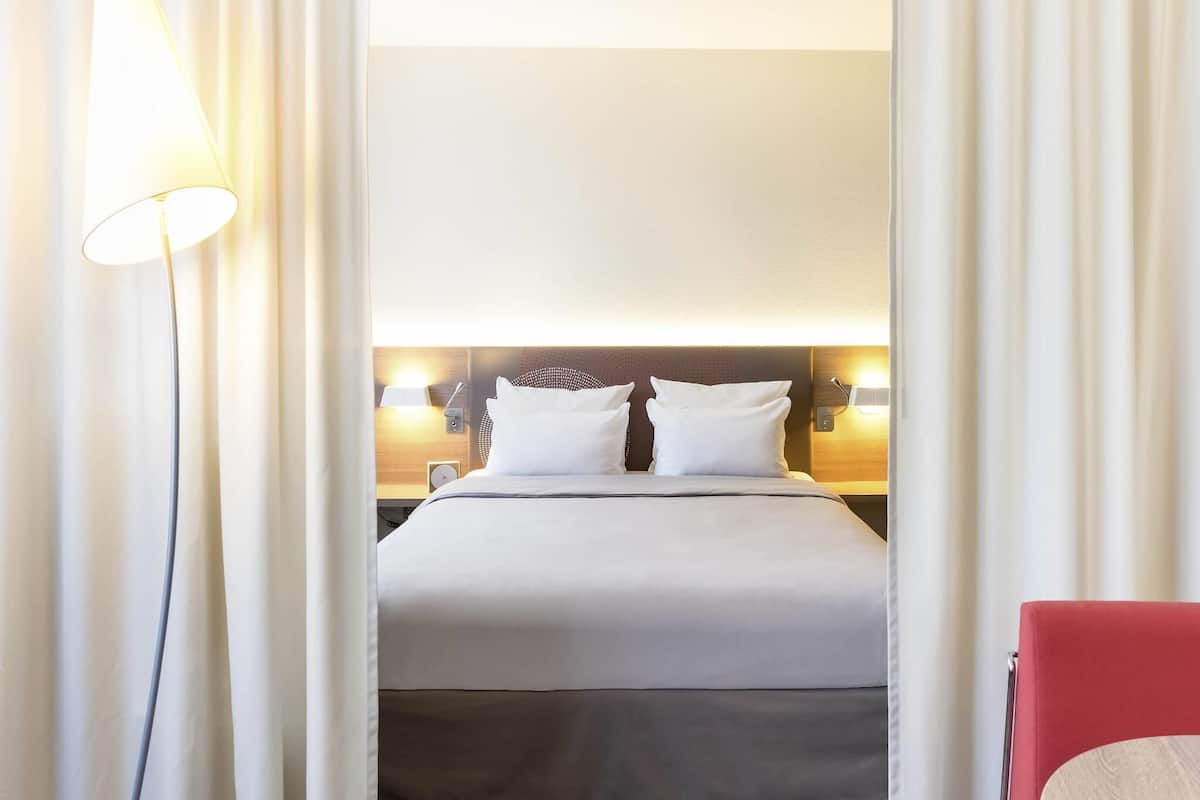 1 habitación, ropa de cama de alta calidad y minibar