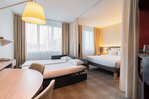 Family Suite | 1 bedroom, premium bedding, minibar, in-room safe - Novotel Suites Geneve Aeroport (Vernier)