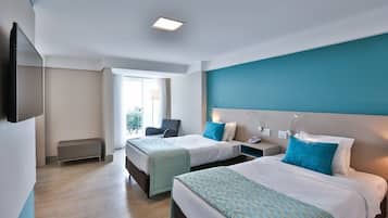 Superior-Doppel- oder -Zweibettzimmer | 1 Schlafzimmer, Minibar, Zimmersafe, Schreibtisch