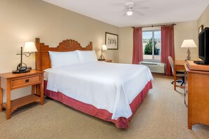 Desk, blackout drapes, iron/ironing board, bed sheets - Homewood Suites by Hilton Santa Fe-North (Santa Fe)