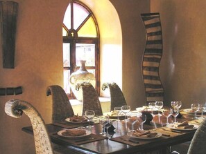 Café da manhã, almoço e jantar; culinária marroquina 