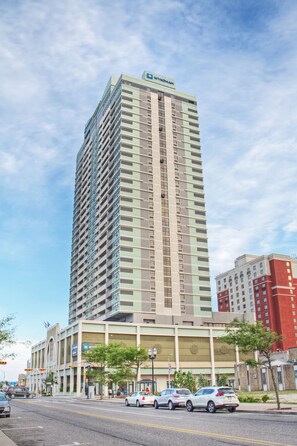 Front of property - Club Wyndham Skyline Tower (Atlantic City)