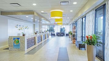 Lobby lounge