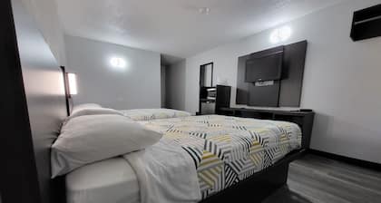 Motel 6 Omaha, NE