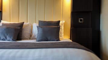 Doppelzimmer | Schreibtisch, Verdunkelungsvorhänge, Bügeleisen/Bügelbrett
