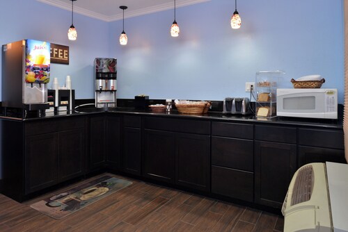 ザ エメラルド イン オン サンセット