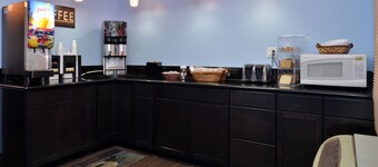 The Emerald Inn on Sunset