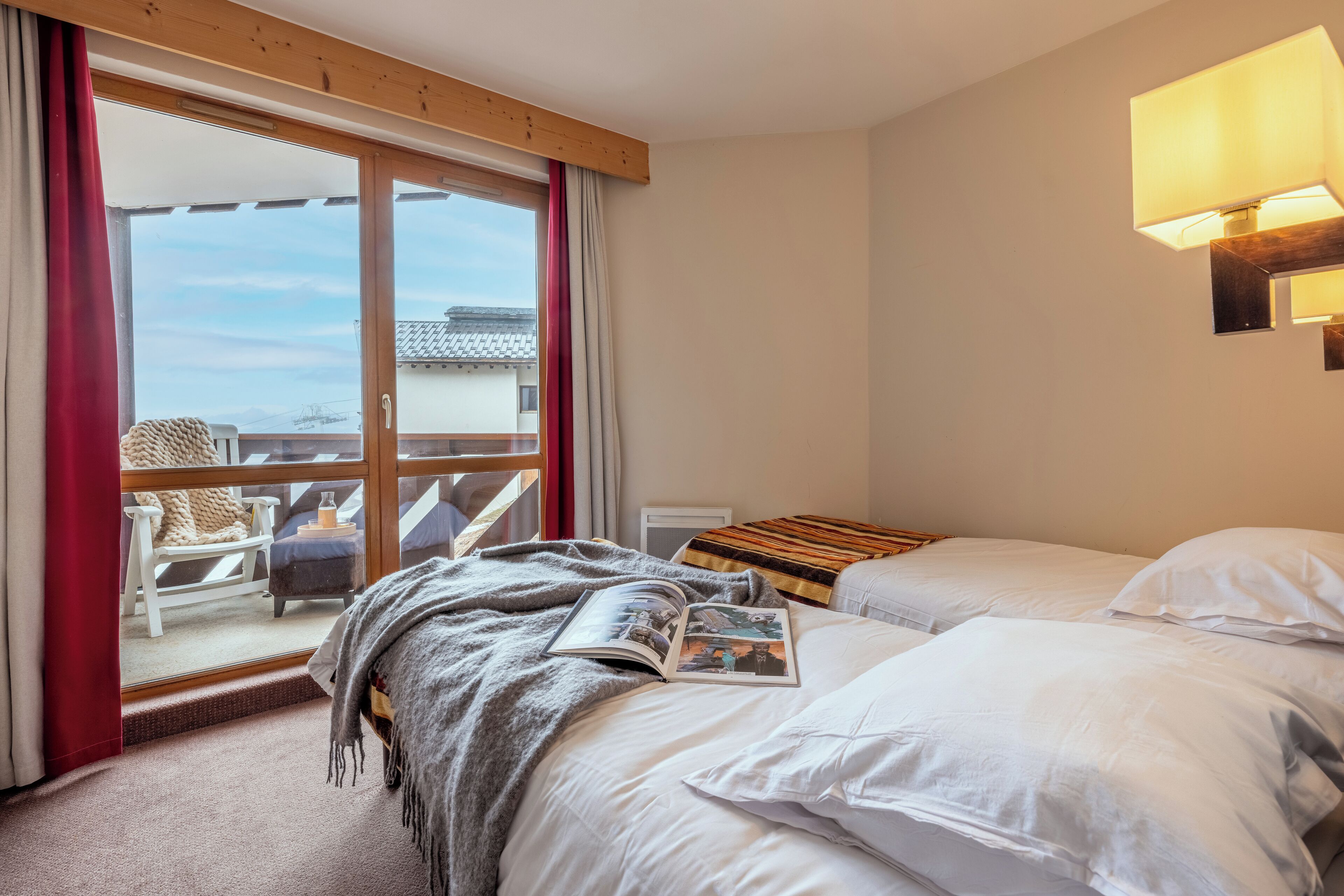 In-room safe, free WiFi, bed sheets