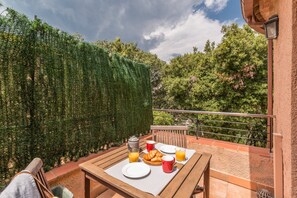 Apartment, 1 Bedroom | Terrace/patio