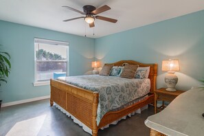 公寓客房, 3 間臥室, 海灘景 | 獨特設計、獨特裝修、免費 Wi-Fi、床單