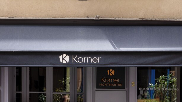 A storefront with a sign reading "Korner Montmartre." - Korner Montmartre (Paris)