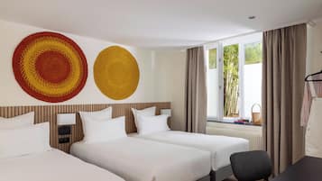 Triple Room | Premium bedding, desk, laptop workspace, free cribs/infant beds