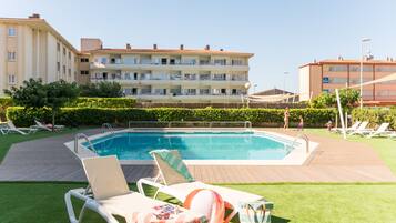 Hồ bơi ngoài trời, dù/ô trên bãi biển/hồ bơi