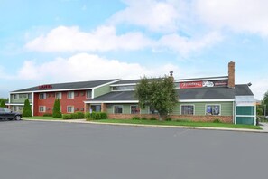 Exterior - HomeTown Inn (Clearwater)