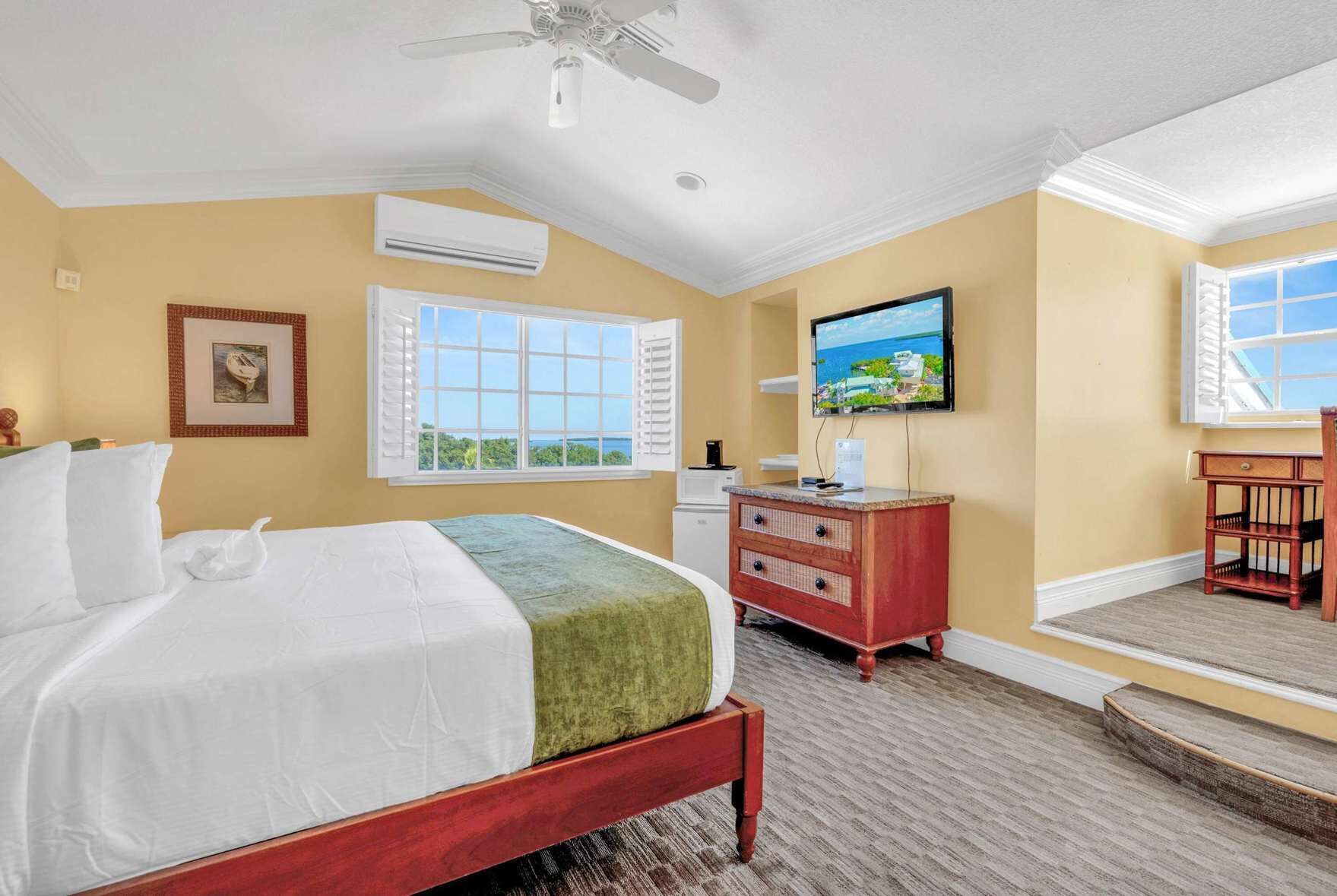 Premium bedding, pillowtop beds, in-room safe, desk