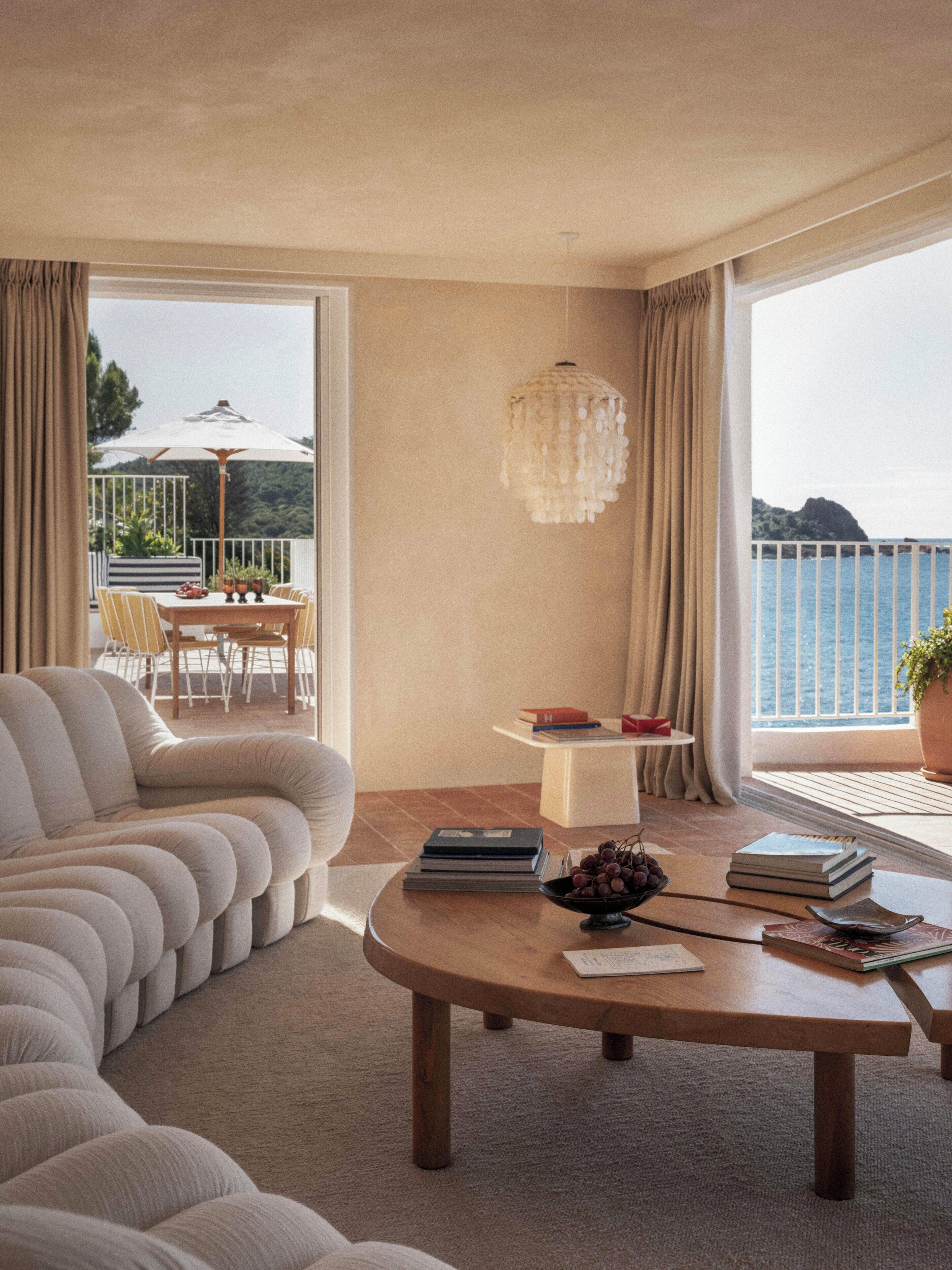Suite (Riviera) | Minibar, brankas, dan didekorasi berbeda-beda