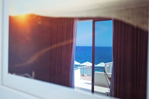 Minibar, Zimmersafe, individuell dekoriert, individuell eingerichtet