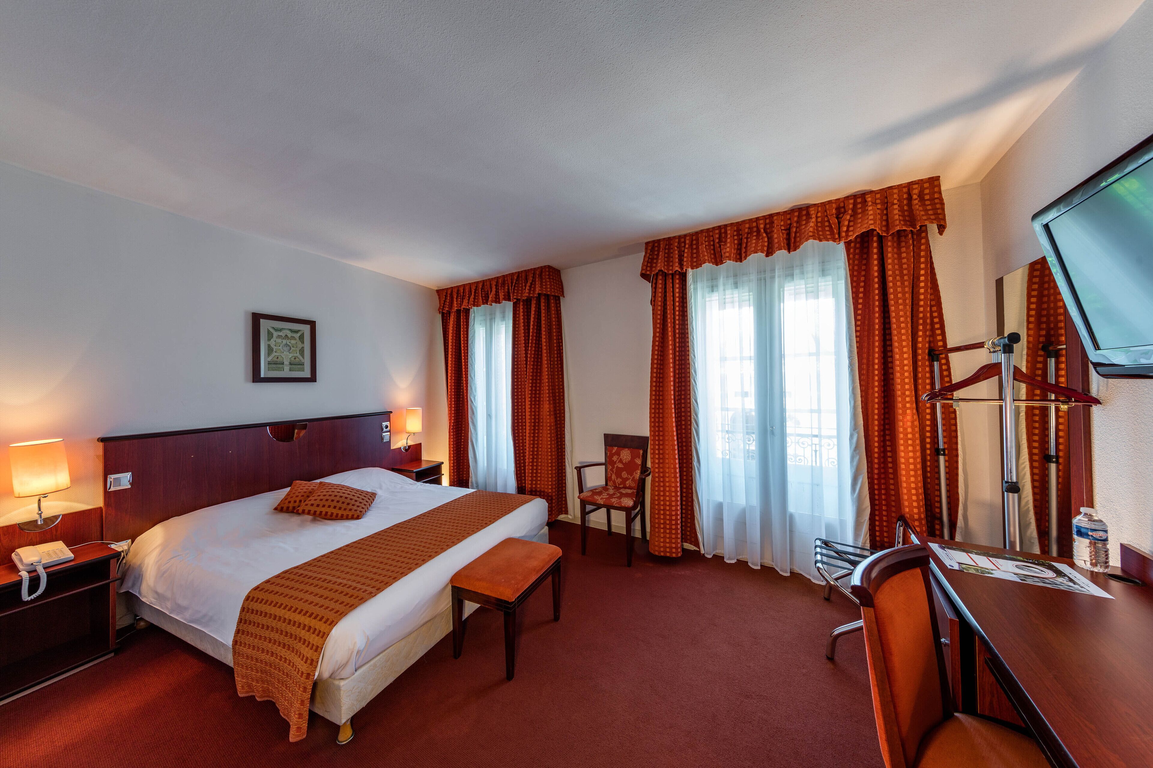 standard room | premium bedding, desk, blackout curtains, iron/ironing board