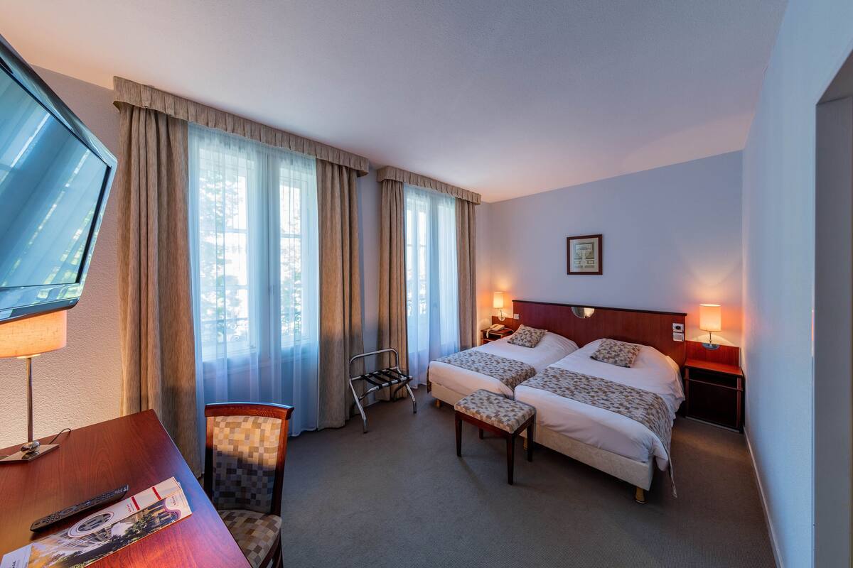 standard room | premium bedding, desk, blackout curtains, iron/ironing board