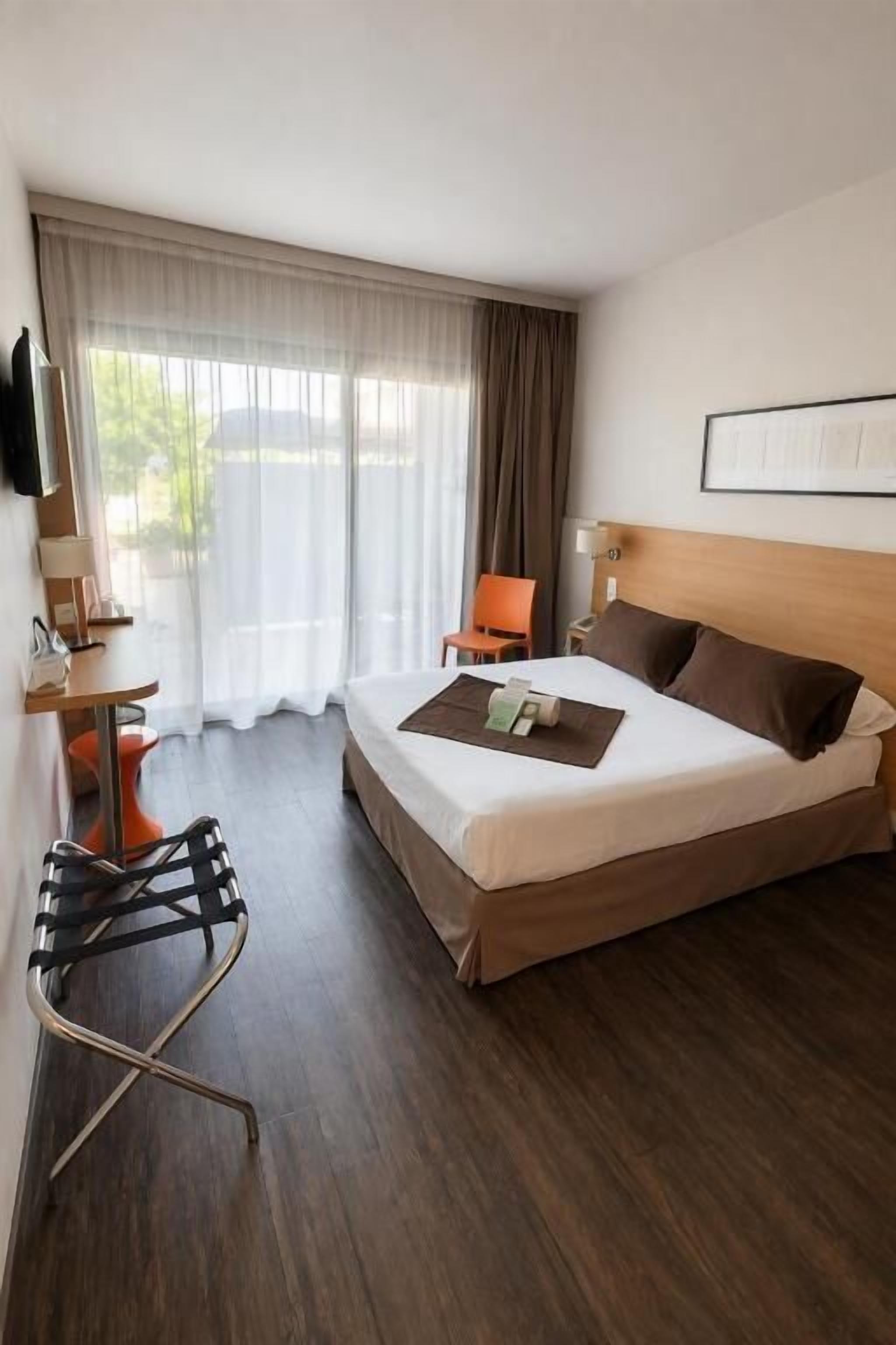 Chambres insonorisées, Wi-Fi gratuit, draps fournis