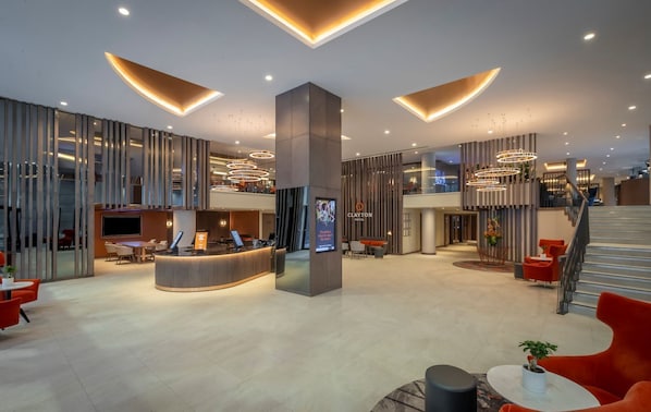 Quầy tiếp tân