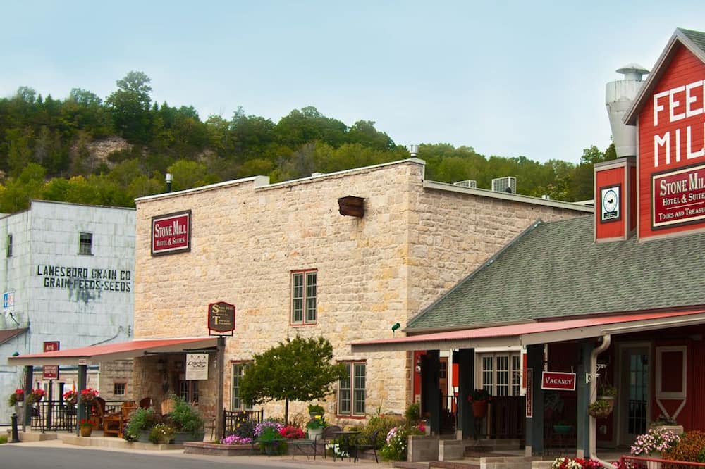 Stone Mill Hotel & Suites