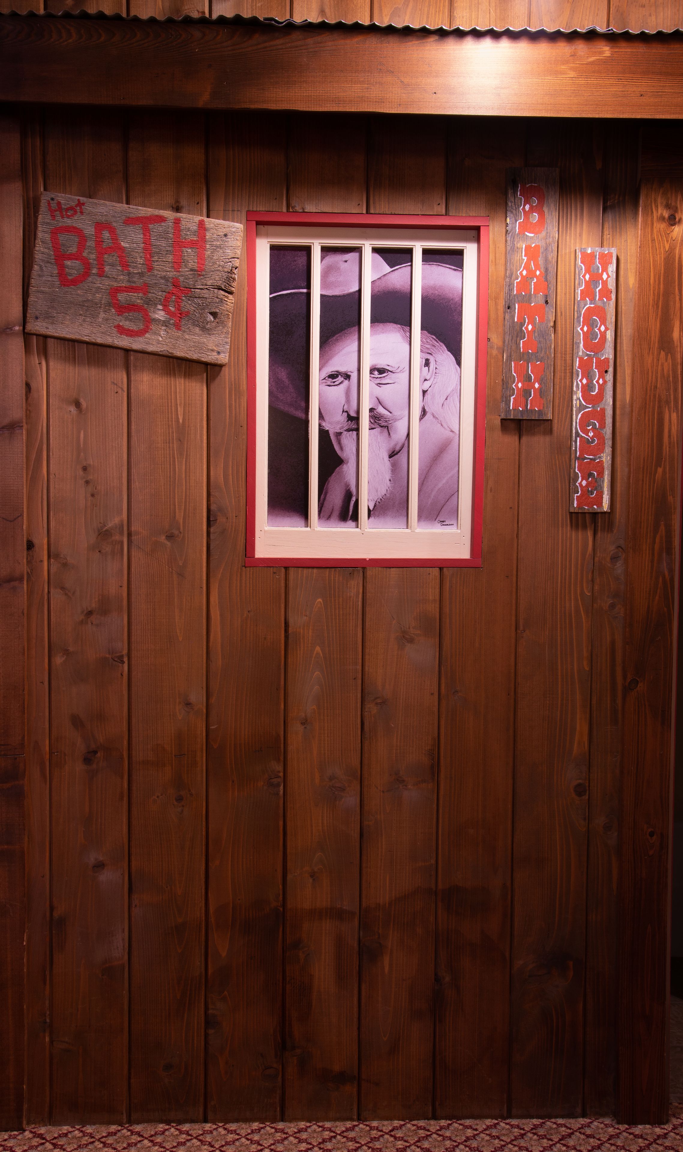 suite (buffalo bill suite) | 1 bedroom, individually decorated, individually furnished, desk