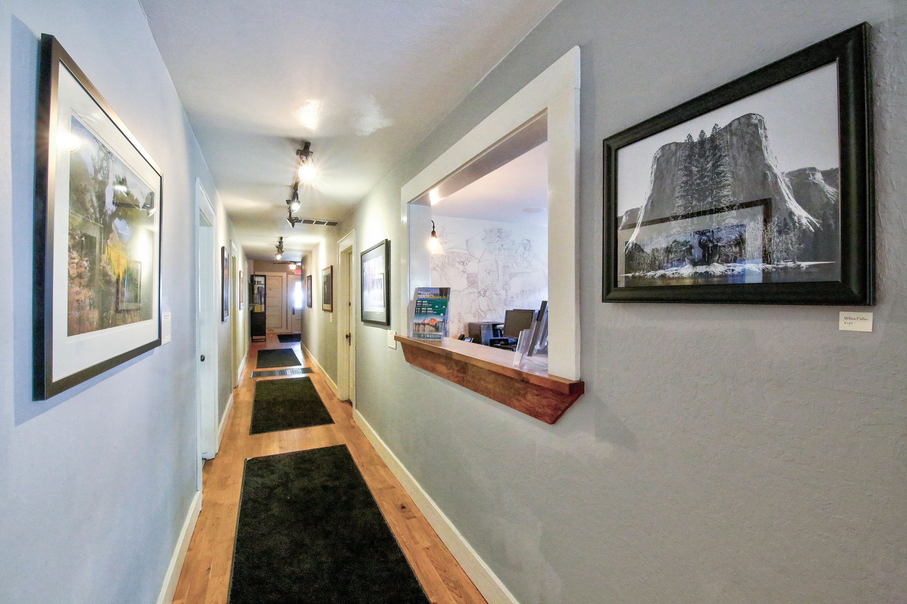 Yhden hengen perhehuone, 2 keskisuurta parisänkyä | Silitysrauta/-lauta, ilmainen Wi-Fi, vuodevaatteet