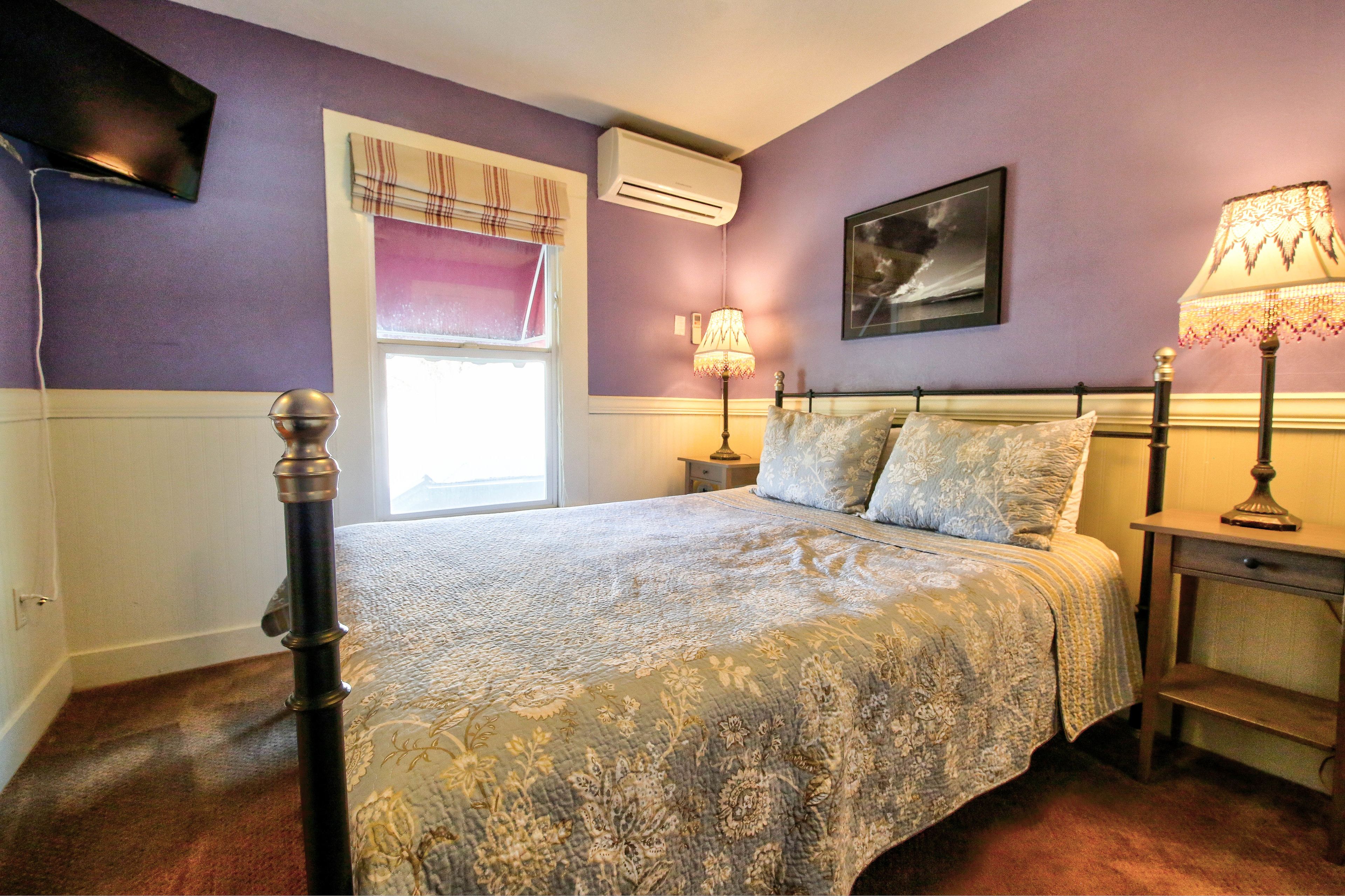 traditional room | iron/ironing board, rollaway beds, free wifi