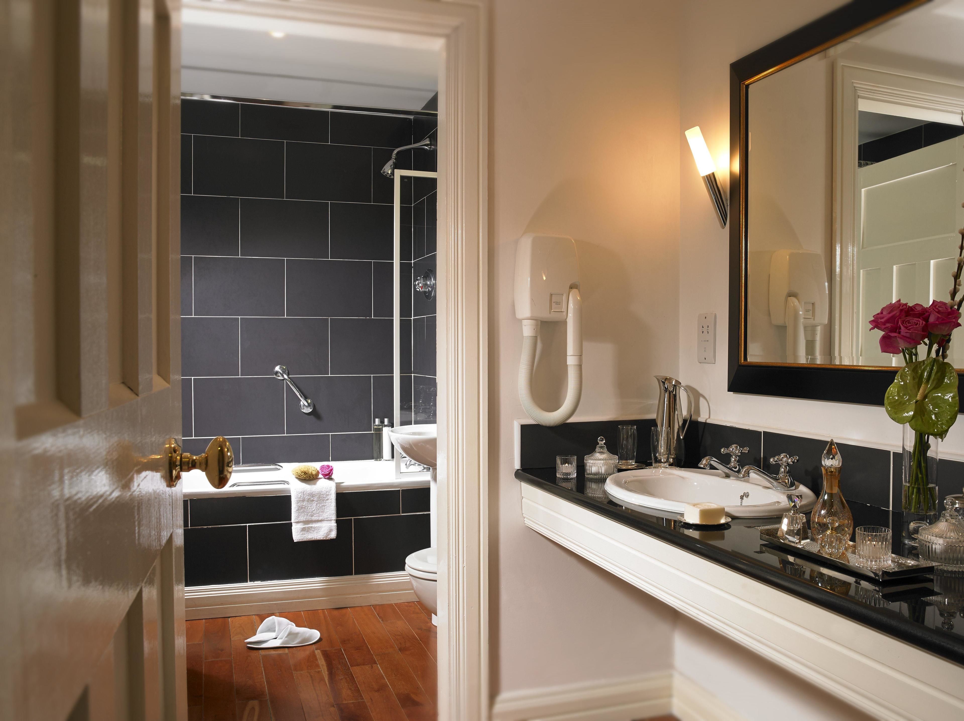 in-room safe, desk, iron/ironing board, free wifi