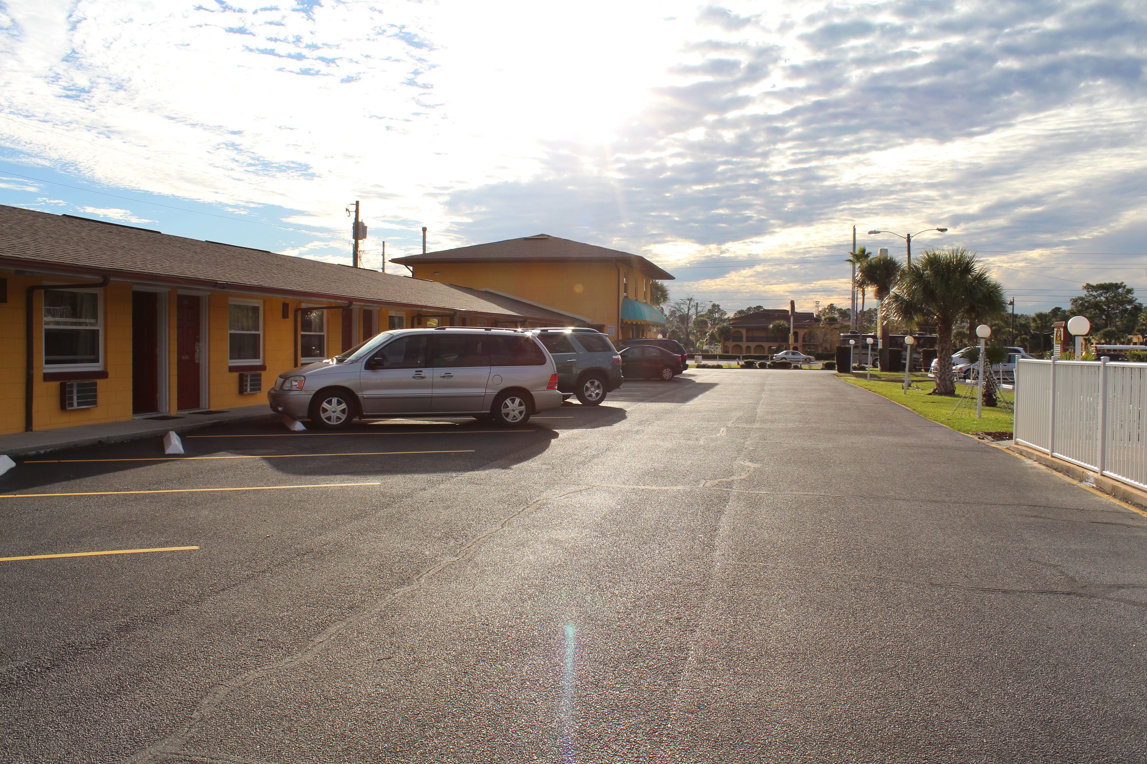 Foto - Knights Inn Kissimmee