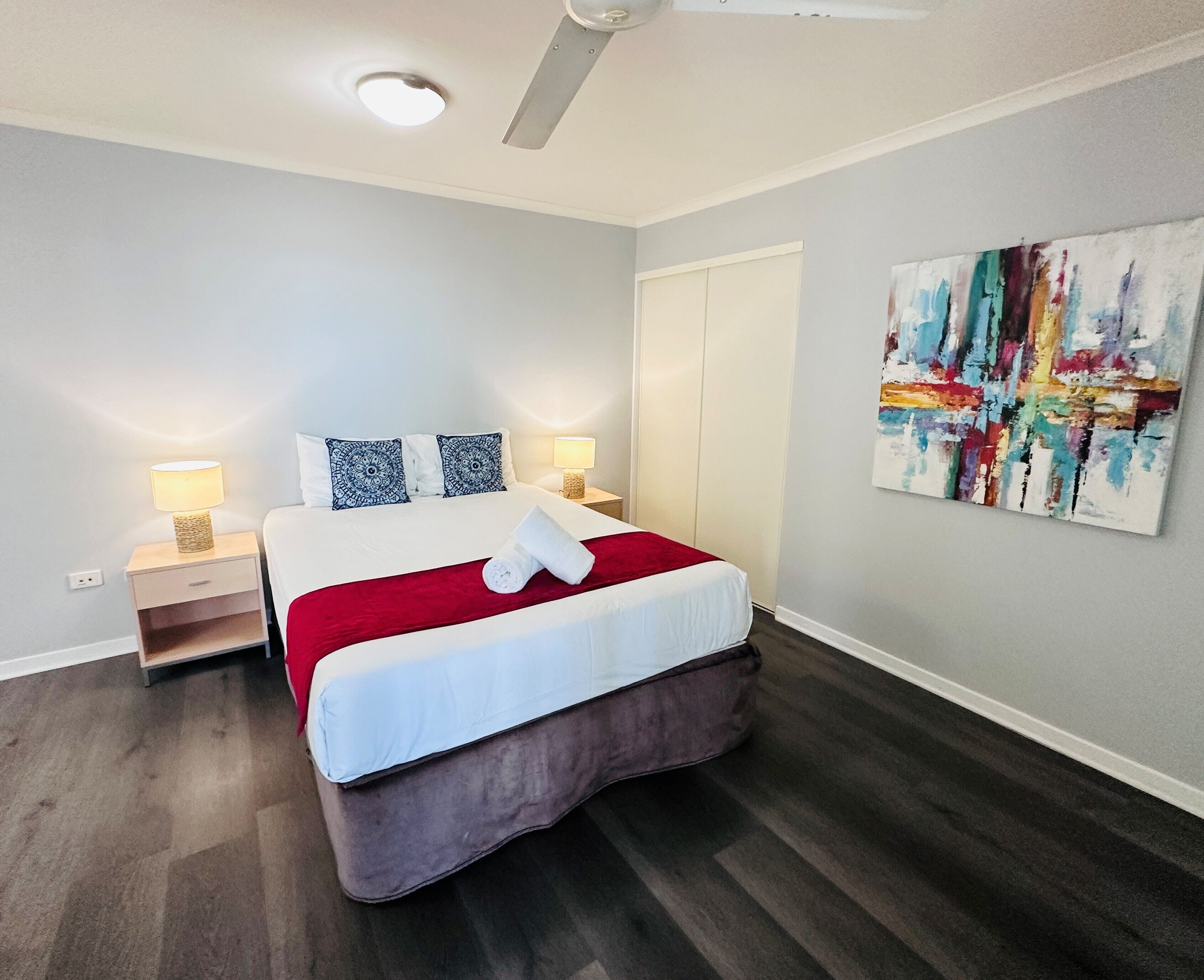 One Bedroom Superior #4010 | Sängtillbehör av högsta kvalitet och mörkläggningsgardiner