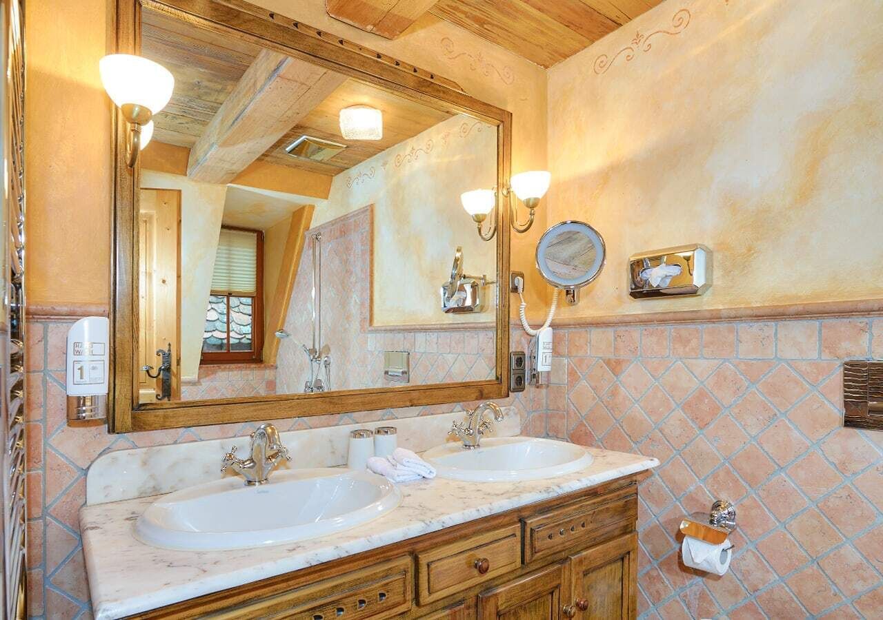 basic room | bathroom | hair dryer, slippers, towels