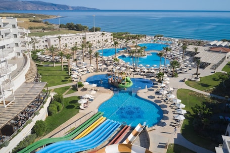Tobogán acuático. Atlantica Ocean Beach Resort