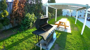 BBQ/picnic area