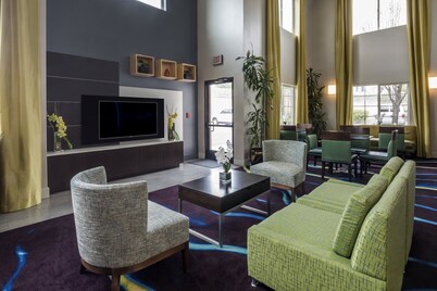 Holiday Inn Express Hotel & Suites Livermore by IHG