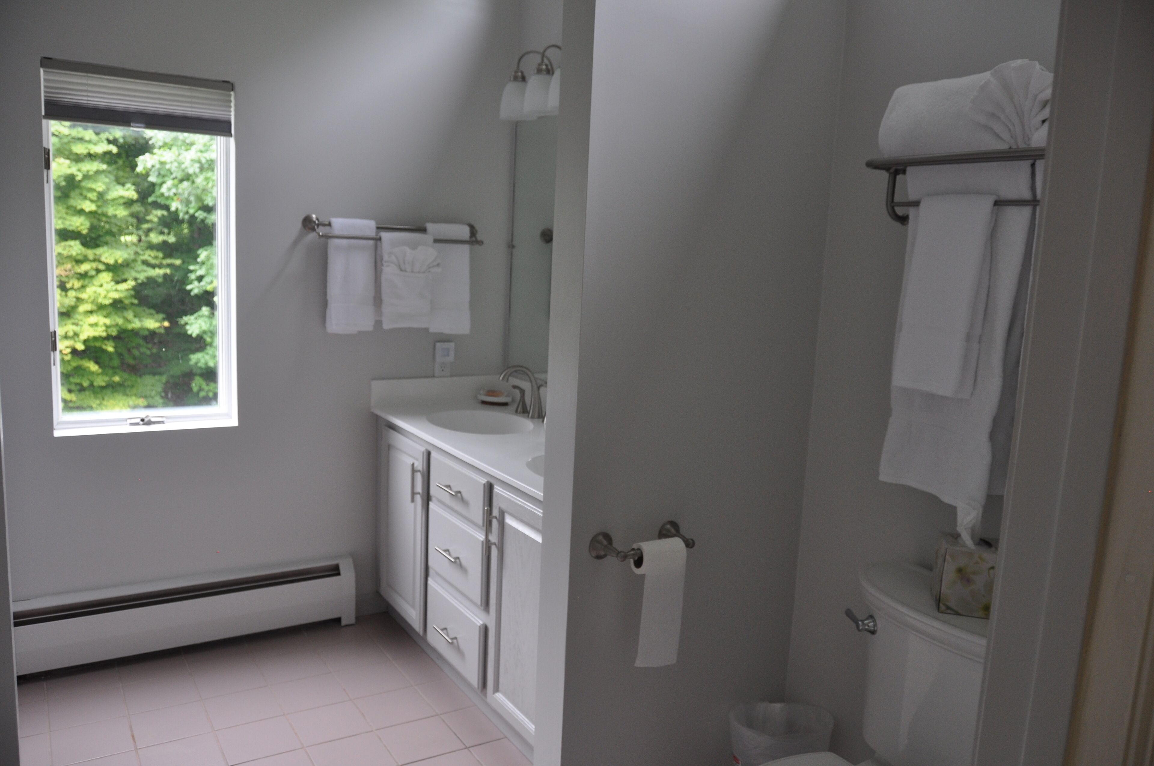 house | bathroom | free toiletries, hair dryer, towels, soap