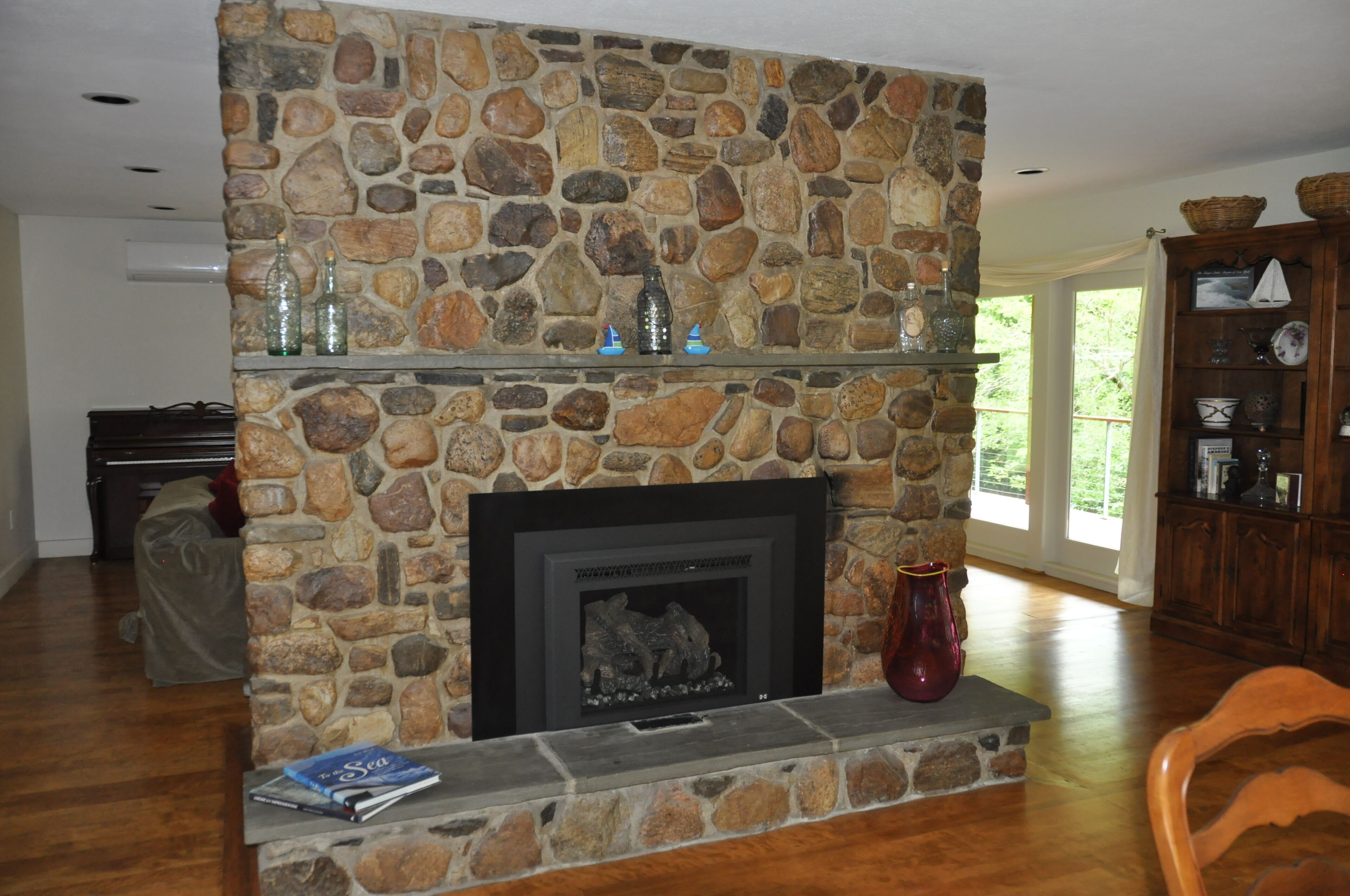 house | living area | led tv