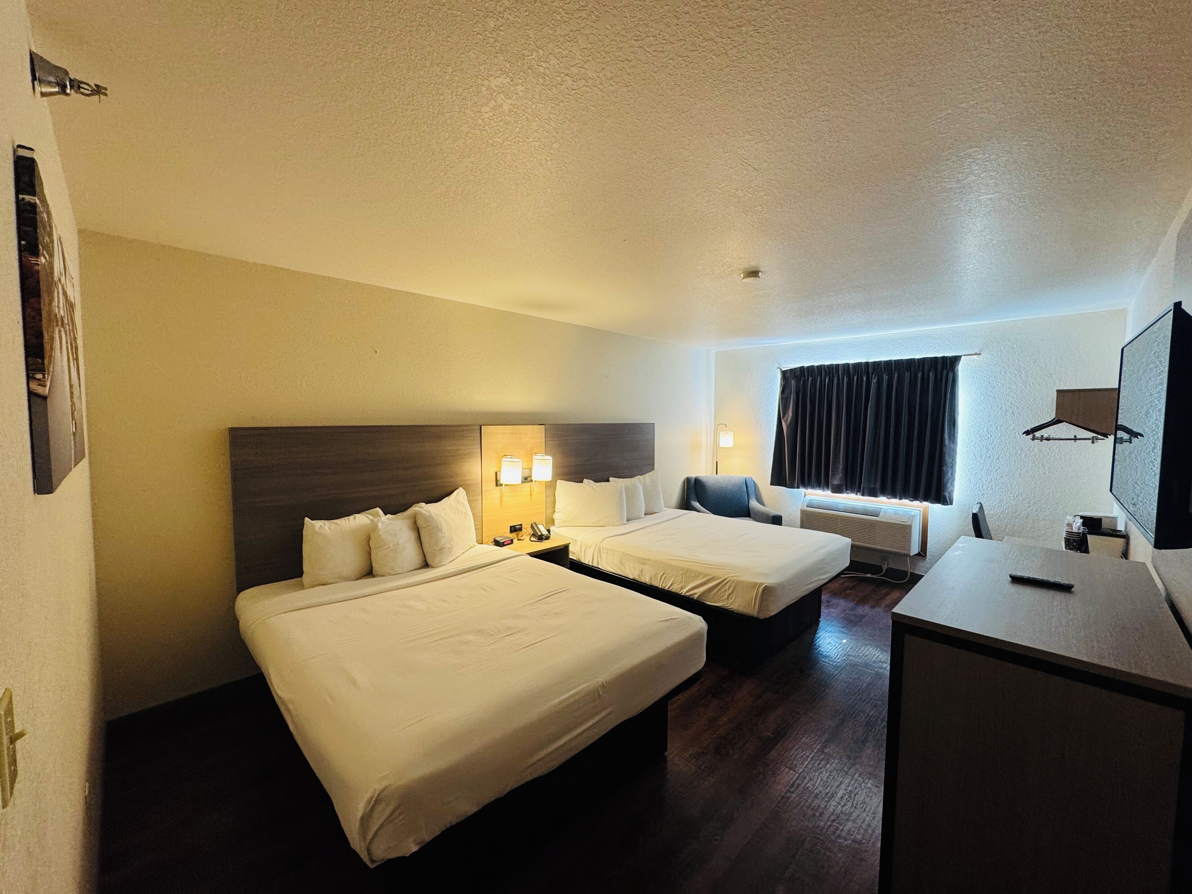 Chambre, 2 grands lits, non-fumeur